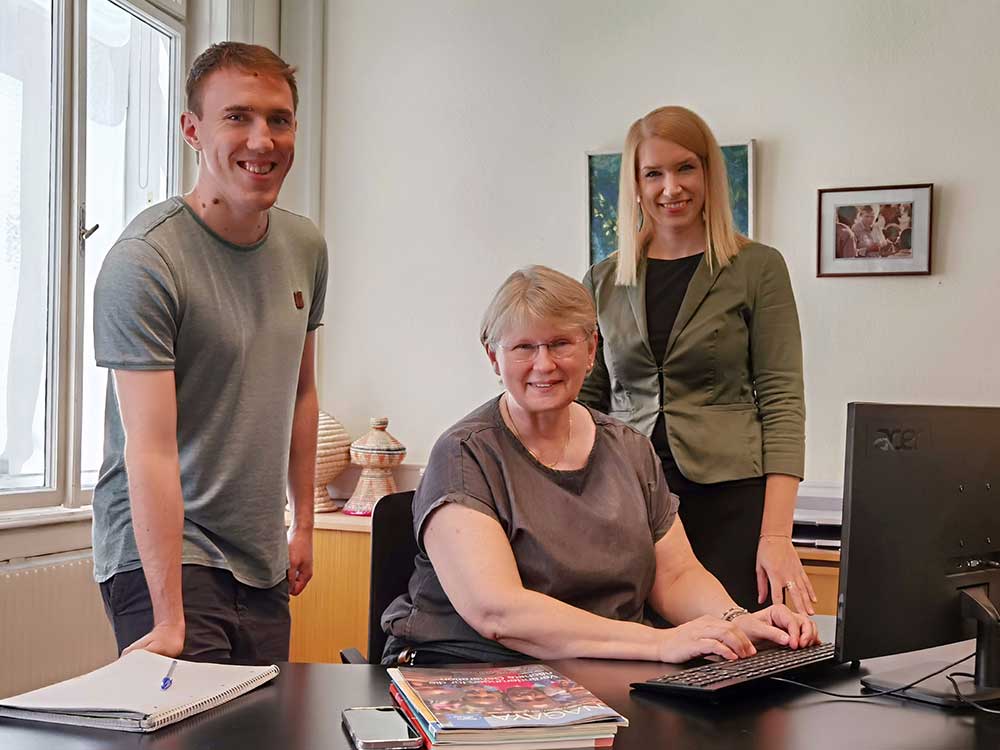 Photo of the employees in the donation service at Menschen für Menschen.