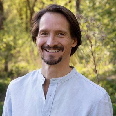 Portrait of Harald Maier, Menschen für Menschen